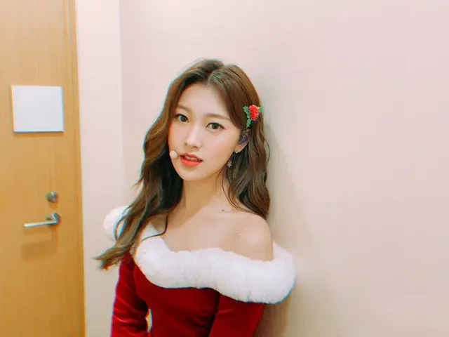 【t公式】今月の少女(Loona)、Merry Christmas withChoerryクリスマスの贈り物のようにきてくれたOrbitにいつもありがとう  #