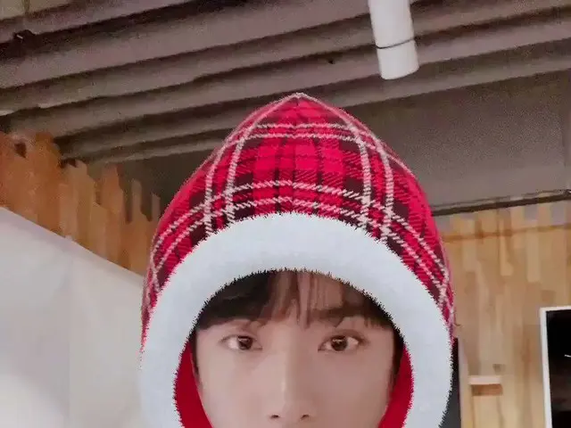 【JT公式】B1A4、RT _B1A4OFFICIAL：B1A4からクリスマスメッセージが到着しました  #B1A4 #ゴンチャン#GONGCHAN