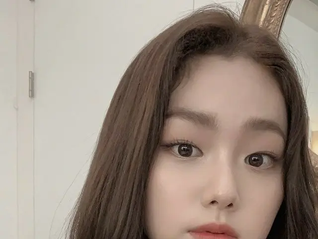 【t公式】gugudan、驚きのクリスマスプレゼントが届きました 仲良しのため訪れたミナサンタの妖精 Merry Christmas With MINA#gug