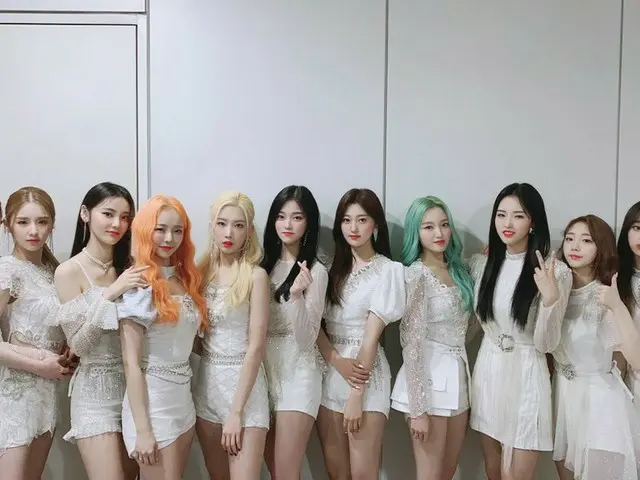 【t公式】今月の少女(Loona)、Goodbye2020⭐️今年の最後の瞬間を #今月の少女(LOONA)と一緒にします🔥しばらくして、午後9時(KST)に