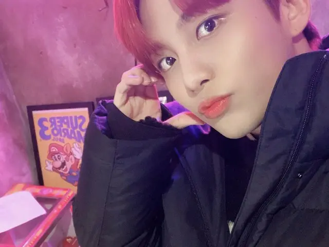 【T公式】ATEEZ、[ #ジョンホ] ATINYあけましておめでとうございます歳用🤍 #ATEEZ #ATEEZ