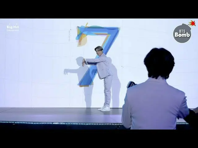 【公式】防弾少年団、[BANGTAN BOMB] 7 Different Poses for 7  -  BTS(BTS(防弾少年団))  