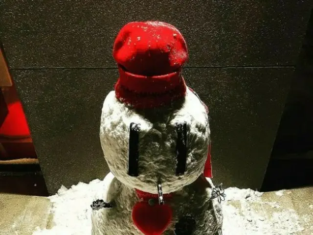 G-DRAGON(BIGBANG)、SNSに掲載された雪だるまが話題