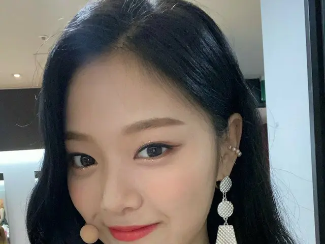 【t公式】今月の少女(Loona)、[ #ヒョンジン/ #HyunJin] Orbit〜元気のです〜？私も活動終わってからよく過ごしています！そしてその写真のイ