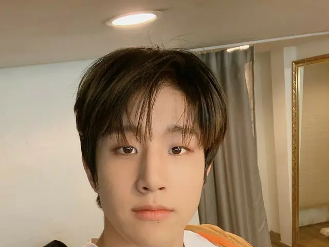 【T公式】ASTRO、アロハ！グッドアフタヌーン！笑食事のんか？私はちゃんぽんを食べた！ 目にはまだ凍ってあったが注意してください！ #ASTRO#ジンジン