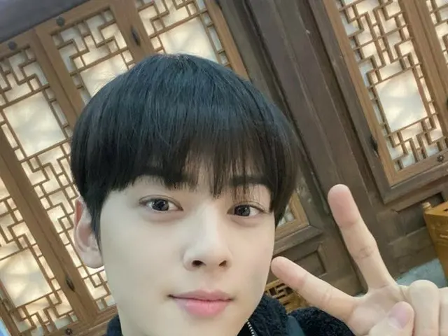 【T公式】ASTRO、みなさん天気が再び寒くなって雪もきてね～～～～健康に注意しタチに着て通いアロハ☺️☺️☺️