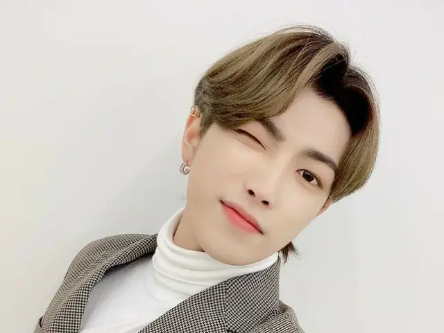 【T公式】ATEEZ、[ #ホンジュン】ありがとうATINY！😍😉🥰😉 良い舞台示すよ🙏 #ATEEZ #ATEEZ