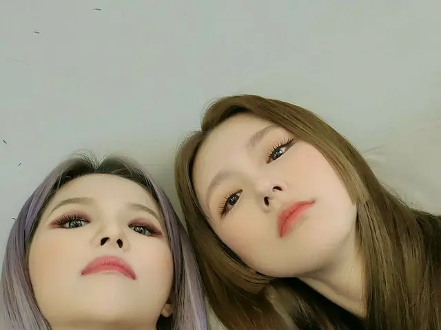 【t公式】(G)I-DLE_、[ #ソヨン]女神MIYEON氏誕生日おめでとう♡生まれてくれてもありがとう姉が私達のチームの姉であってよく、メンバーであってよく