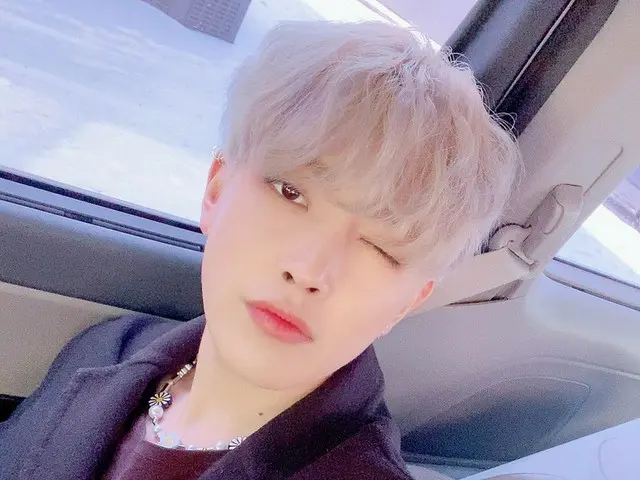 【T公式】ATEEZ、[ #ホンジュン]みんな寒くないように身に着けて持ち歩く☺️ #ATEEZ #ATEEZ