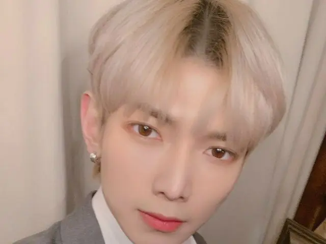 【T公式】ATEEZ、[📷]給料ルパンATEEZ 2話Behind Photo ⠀ ATEEZと一緒に 会社生活であれば、遠足に行く気持ちことだ🥰 ⠀#給料