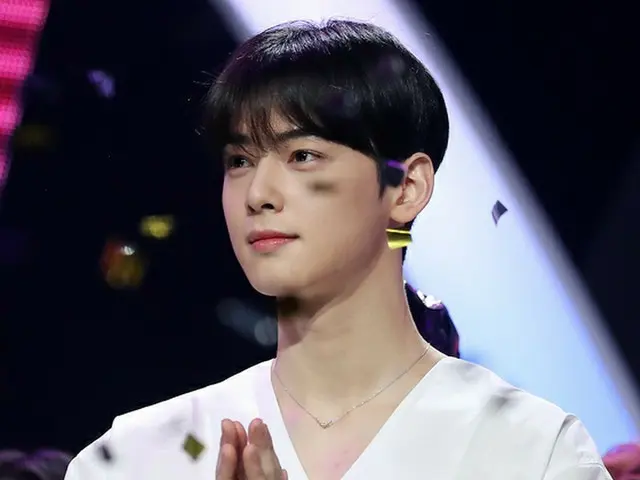 現役K-POPアイドルが選ぶ2021年の美男を発表