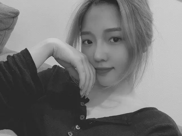 【t公式】fromis_9、[ #支線]もちろん日曜日が残ってITZY万fm1.24も見て、よく休んで送信かフローバー？明日は甘い日ですね！甘い夢クォヨ🤍 #