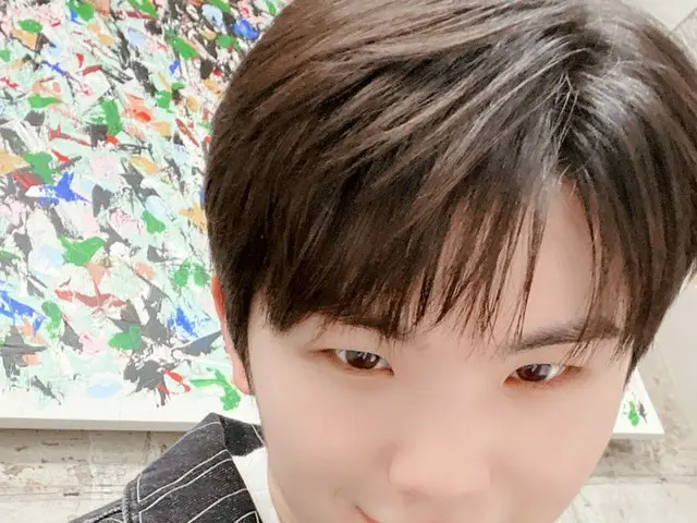 【JT公式】SEVENTEEN、RT pledis_17：[17'S Woozi]優雅
