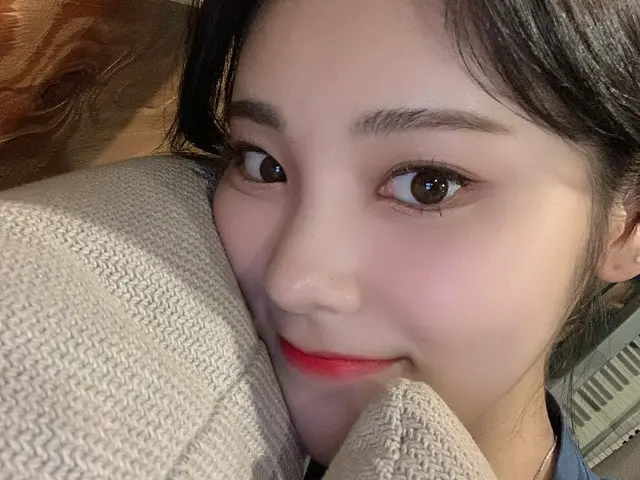 【t公式】今月の少女(Loona)、[ #率直/ #JinSoul】Orbitたち！何よ？私は金のフクソルオルリグますよ💙  #今月の少女(LOONA)#LO