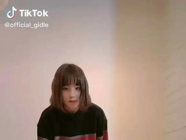 【t公式】(G)I-DLE_、 Netflix、we are looking forward to hearing for you    