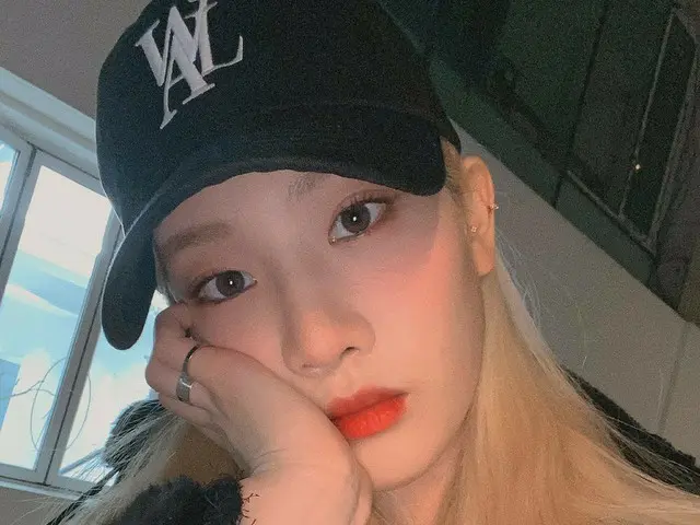 【t公式】今月の少女(Loona)、[ KimLip] Orbitまた、天気が寒くなりました