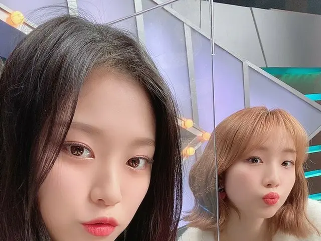 【t公式】今月の少女(Loona)、しばらくして、午後6時20分(KST)に放送されるMBC覆面歌王にファサ春のように輝く #ヒョンジン #余震が出演します💛