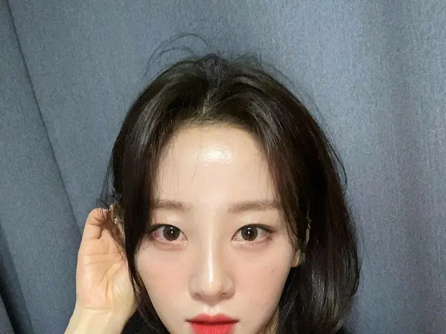 【t公式】今月の少女(Loona)、[ #イブ/ #Yves] Orbitまあてい🤤私は今Madison BeerのSelfish聞くの🔂❤#今月の少女(L