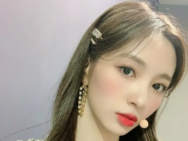 【t公式】Cherry Bullet、[JIWON]天気がとてもいい