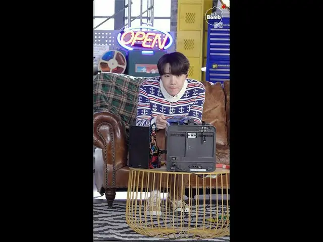 【公式】防弾少年団、[BANGTAN BOMB]「Telepathy」Stage CAM(j-hope focus)@ MTV Unplugged  -  BT