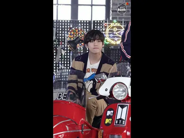 【公式】防弾少年団、[BANGTAN BOMB]「Telepathy」Stage CAM(V focus)@ MTV Unplugged  -  BTS(BTS