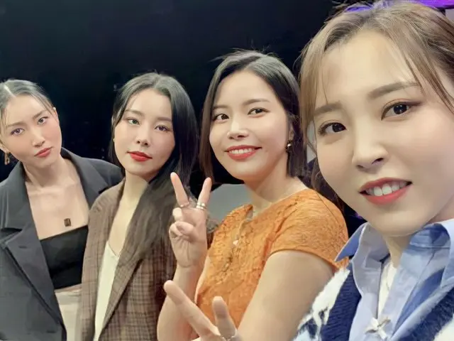 【t公式】MAMAMOO、[ #MAMAMOO] しばらくして、7時20分、MNET 'あなた 声が示し8」が放送されます！音痴捜査に変身したMAMAMOOと