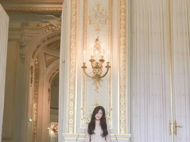 【t公式】今月の少女(Loona)、[ HyunJin]どの写真が一番好き？Orbit