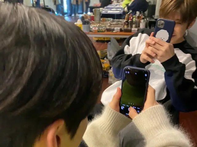 【T公式】ASTRO、カメラ一つも本当におもしろく遊ぶ私たちメンバーに^^第三ウヌよ心からハッピーバースデー😻ライターエムお祝い #知ってみると隣町東#HAP