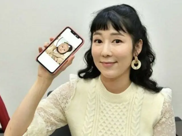 韓国で活躍する日本人タレントのサユリ(藤田小百合)、育児番組出演で大論争