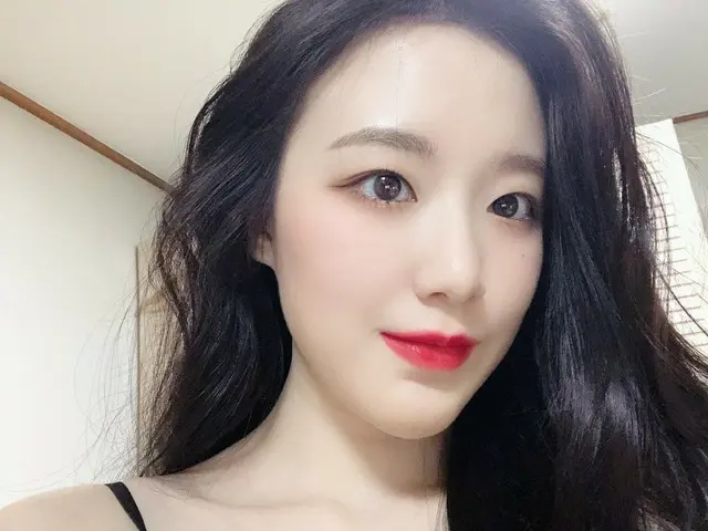 【t公式】(G)I-DLE_、[ #シュファ]昔撮ったセルカのに セゴは、次のよネバーバー🐺🤎
