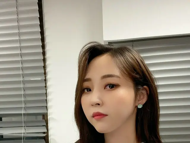 【t公式】MAMAMOO、[ #ムンビョル] 私たちムームー皆さんしばらく9時 ネイバーナウ」studioドアナイト」で ムンビョルこれと共にい🤍#MAMAM