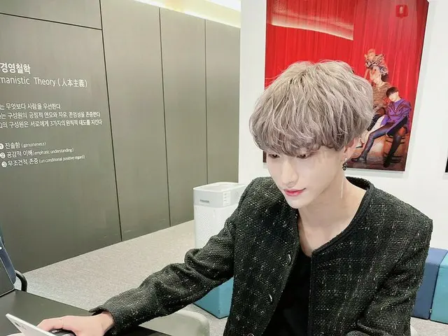 【T公式】ATEEZ、[ #化]グッドモーニングATINY！今日一日の開始は性ギャラリー開始するのはどうヨブ？！聖火がファンカフェに見つけひいて🌸#ATEEZ