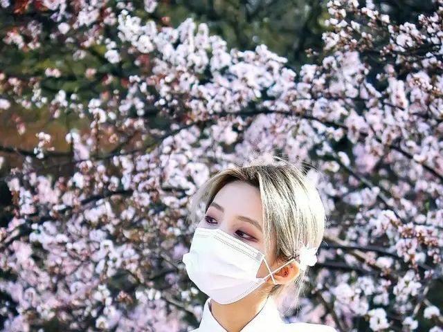 【t公式】(G)I-DLE_、[ #ソヨン]今、春みたいの！暖かくして幸せなオーラをたくさん得ようよおお+♡+☆+♡+☆