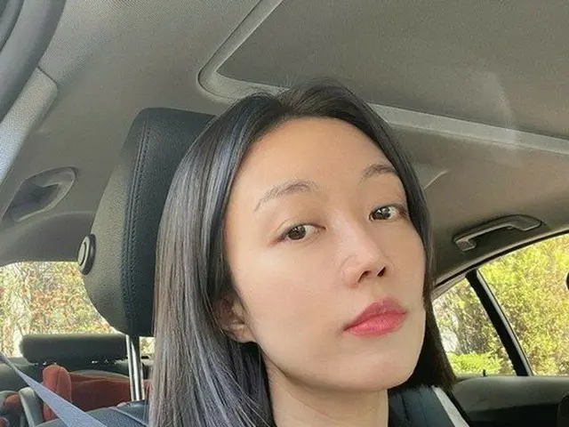 韓国MBC元アナウンサーのソ・ヒョンジン、葬儀場に行く前に短髪自慢のSNS投稿で騒動。