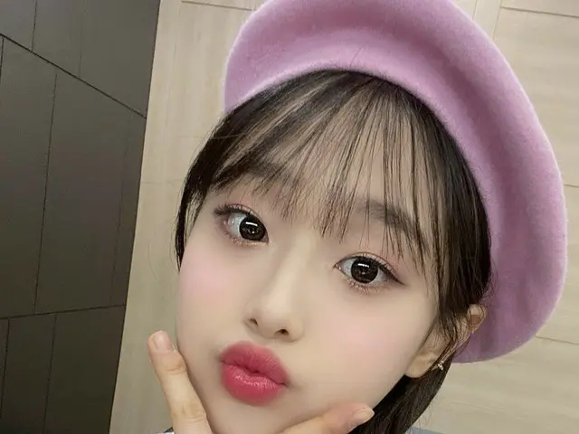 【t公式】今月の少女(Loona)が、今日は #Chuuと共にチャンネルAで放送される #鋼鉄部隊を見る日。