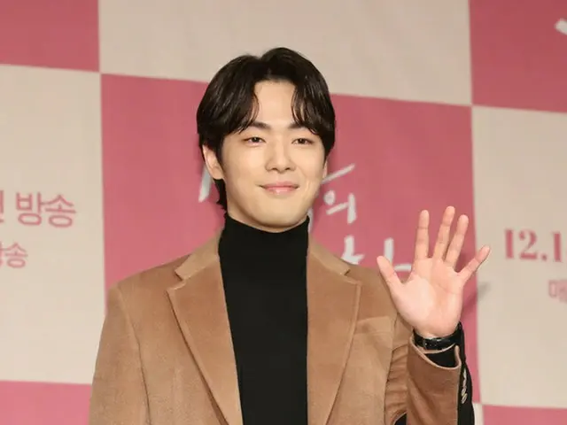 俳優キム・ジョンヒョン、専属契約に関して紛争に巻き込まれる
