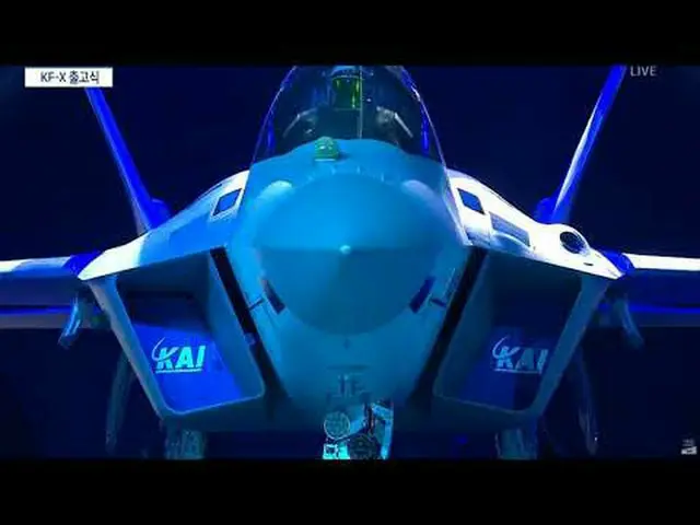 韓国の国産戦闘機、試作機「出庫式」のパフォーマンスが韓国で話題