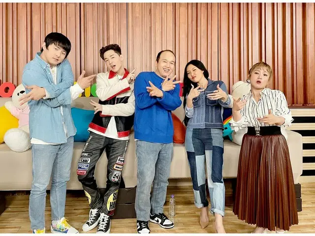 【t公式】MAMAMOO、_：ハトギュのためのホットプレイス塗装崩し💥 株式会社起案84の夜🌙 #私一人住んでいる金曜日の夜11時5分！ #バクナレ#起案8