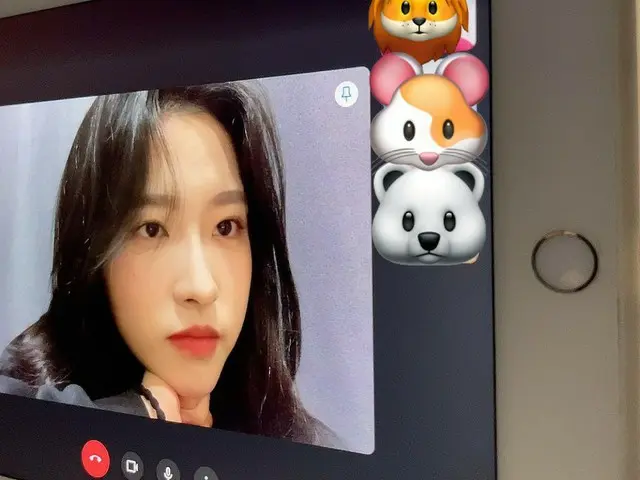 【t公式】今月の少女(Loona)、[ #OliviaHye]友人らと画像で集まりましたwwwwOrbitたちと画像でゲームしてもおもしろいと思う。