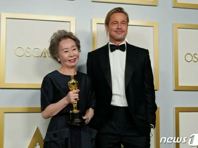 ユン・ヨジョン、「アカデミー賞」助演女優賞受賞後、ブラッド・ピットに関する質問をたくさん受けたと明かす