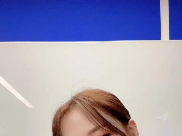 【t公式】MAMAMOO、[ #ムンビョル] 私たちムームー皆さんネイバーナウ 「studioドアナイト」ムンビョルこの瞬間 後9時に会いましょう🤎#MAMA