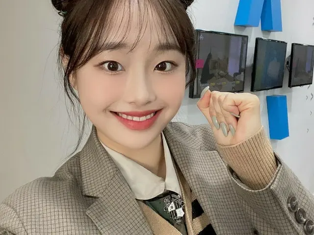 【t公式】今月の少女(Loona)、しばらくして、午後10時30分(KST)放送される #鋼部隊の壊滅的な夜間連合作戦に今日も#中央のモール入力は100％😎O