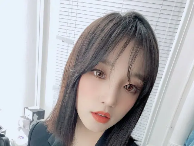【t公式】(G)I-DLE_、[📸] YUQI((G)I-DLE_)[Bonnie＆Clyde】M / VビハインドSelfieVer.❤より多くの写真は、(