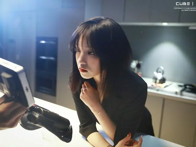 【t公式】(G)I-DLE_、[📸] YUQI((G)I-DLE_)[Bonnie＆Clyde】M / Vビハインド❤ より多くの写真は、(G)I-DLE_U