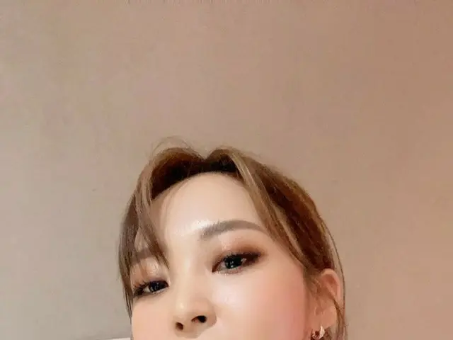 【t公式】MAMAMOO、[ #ムンビョル] 月曜病はstudioドアナイトで 克服する💪🏻私たちムームー皆さん しばらくして、9時ネイバーナウで 会い💙