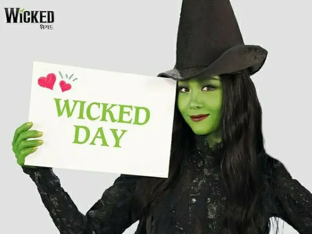 オク・チュヒョン、ミュージカル「WICKED」の公演で声がまともに出ないハプニング。