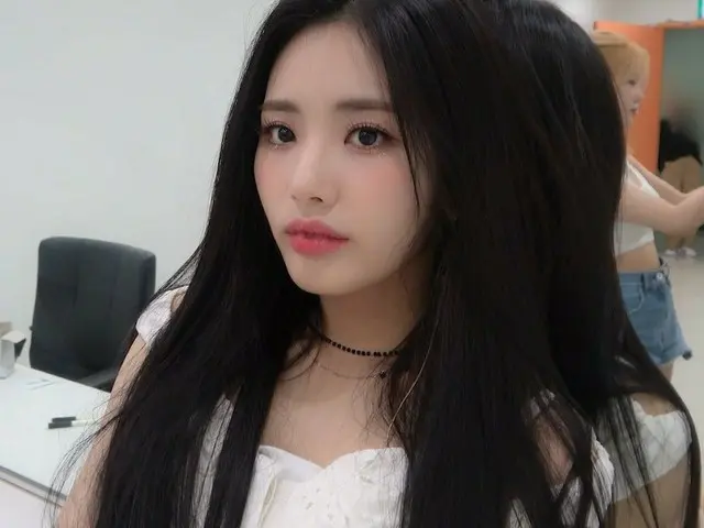 【t公式】fromis_9、[🛎 #fromis_9]ピンポーン！<FM_1.24>予告枚到着しました！今日の午後9時に会いましょう💕