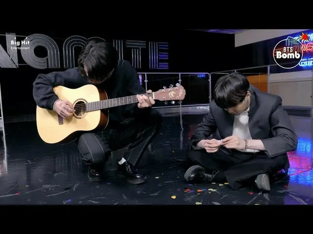 【公式】防弾少年団、[BANGTAN BOMB] Live Guitar Show at the Roller Rink  -  BTS(BTS(防弾少年団))