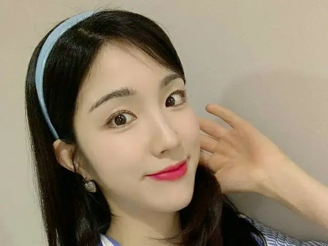 【t公式】LABOUM、[ #ジエン]久しぶりに「想像プラス」の衣装を着💙💗楽しい週末送り:)  #LABOUM #LABOUM #ZN