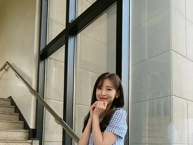 【t公式】OH MY GIRL、[ #OhTimes] 210702 MUSICBANK📸  #リングと一緒にMUSIC BANKにあらかじめ離れた夏のバカン